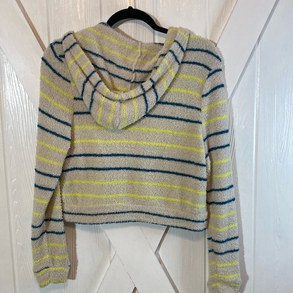 Urban Outfitters Cozy Hoodie Sweater - Picture 5 of 10